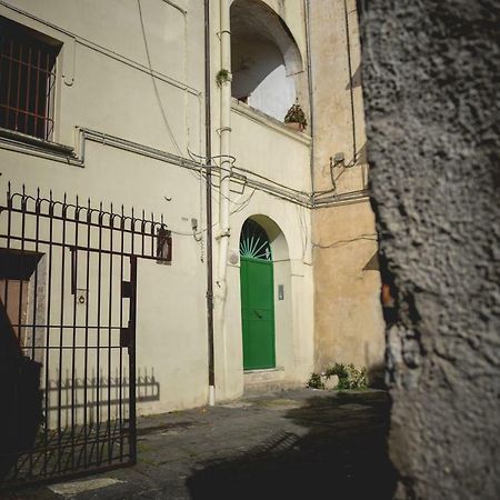 Elegant B&B - Il Vicolo Storico Salerno Dış mekan fotoğraf