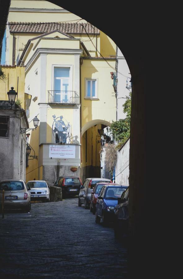 Elegant B&B - Il Vicolo Storico Salerno Dış mekan fotoğraf